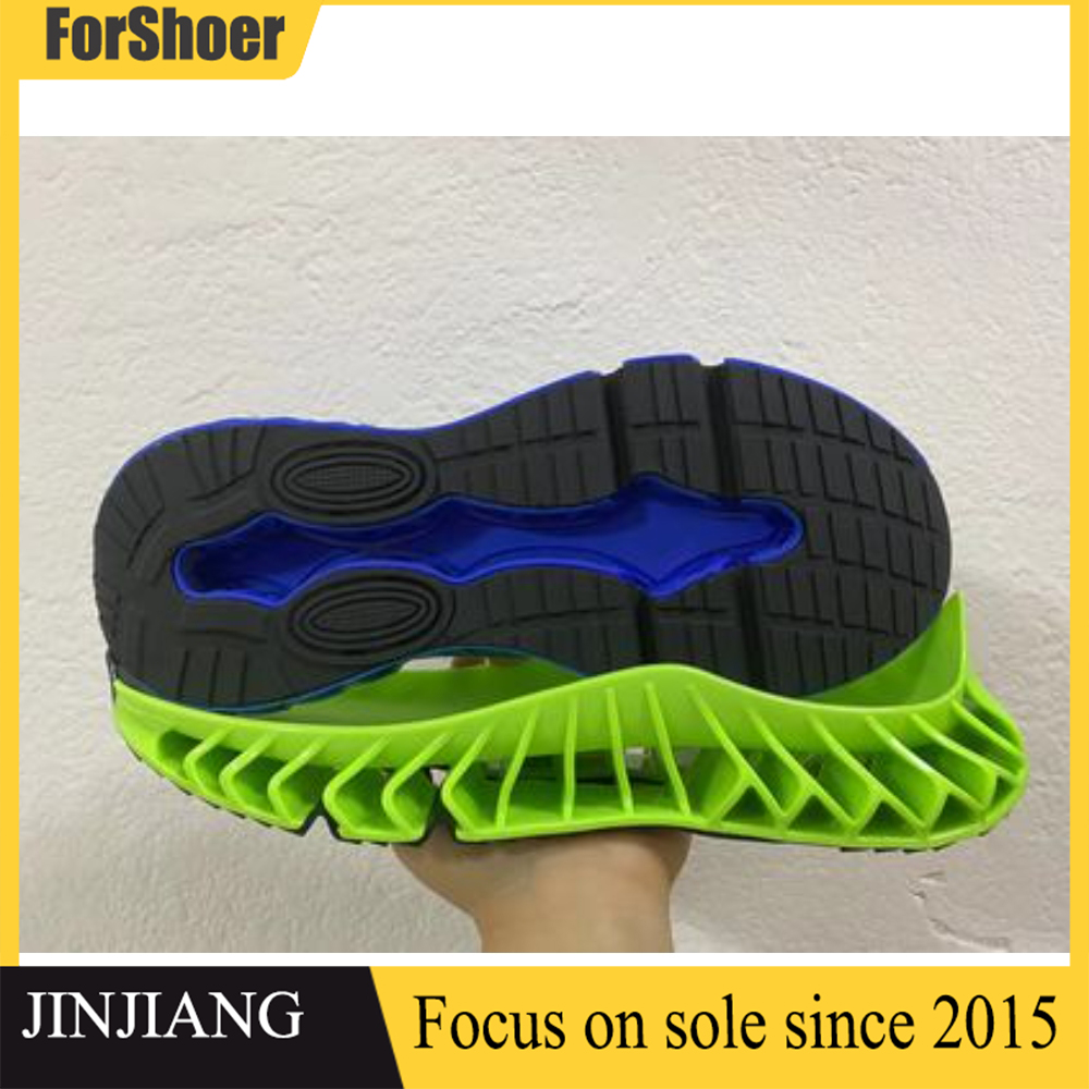 New Thick Soled Large Size Running Sneakers Men Breathable Blade Shoes Sole