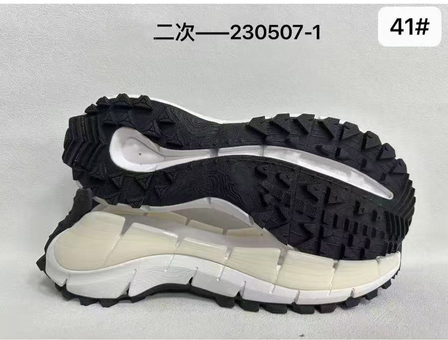 Manufacturer Shoes Outsoles TPU, EVA,TPR,MD, PHYLON, E-TPU,Rubber, Board Kid Outdoor Soccer Sole Outsole