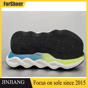 Durable Popcorn Rubber Sole for Men′s Fashion Shoes Customized Sports & Leisure Shoe Sole Manufactured